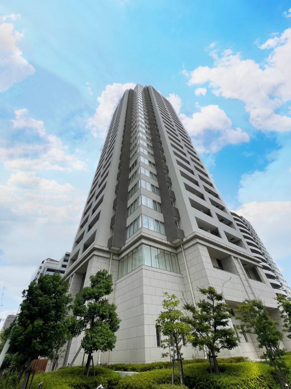 大阪市天王寺区 タワーマンション 一般媒介から専任切替えでご成約【成約：ローレルタワー夕陽丘イーストレジデンス】｜イーアス不動産株式会社